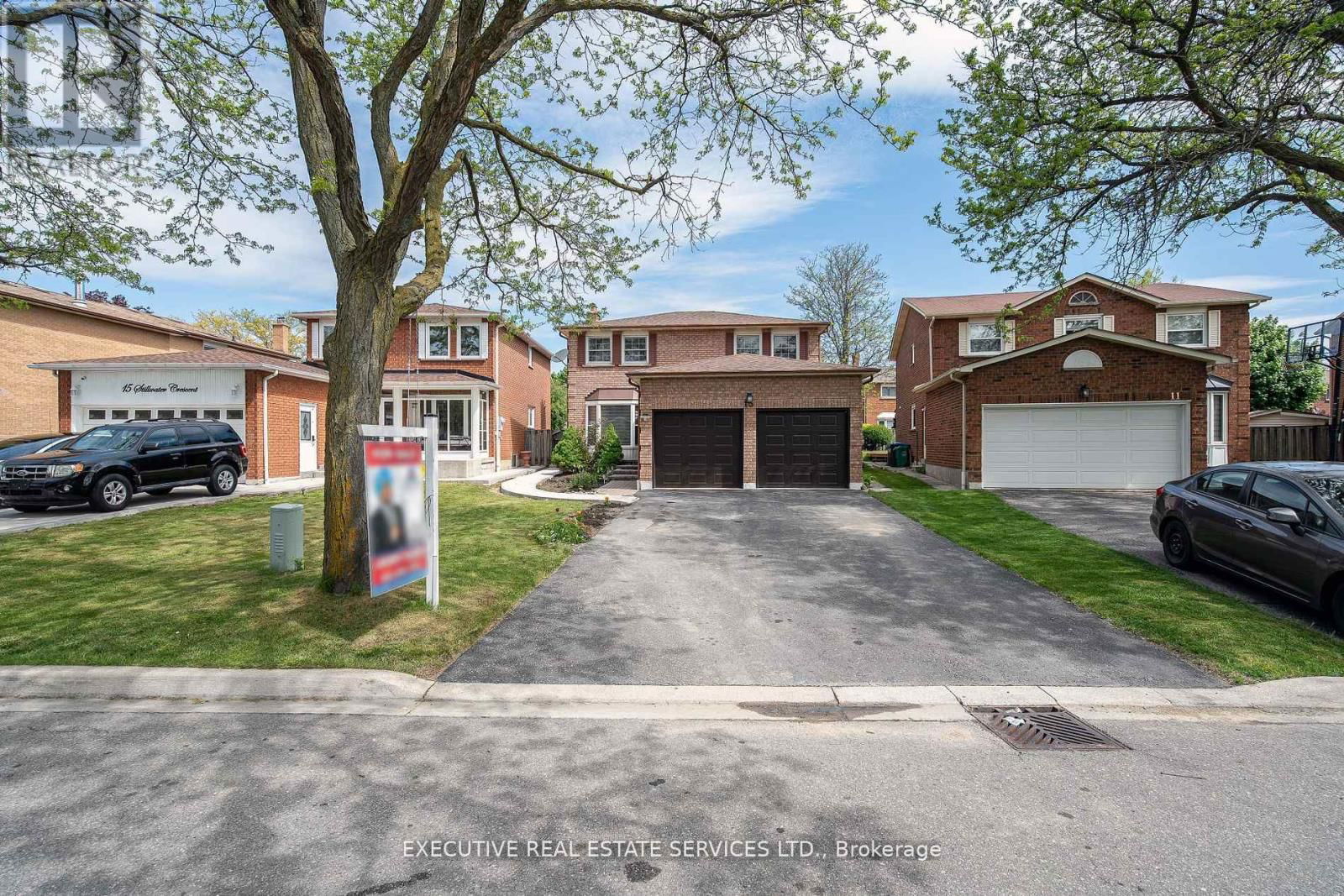 13 STILLWATER CRESCENT Image 1