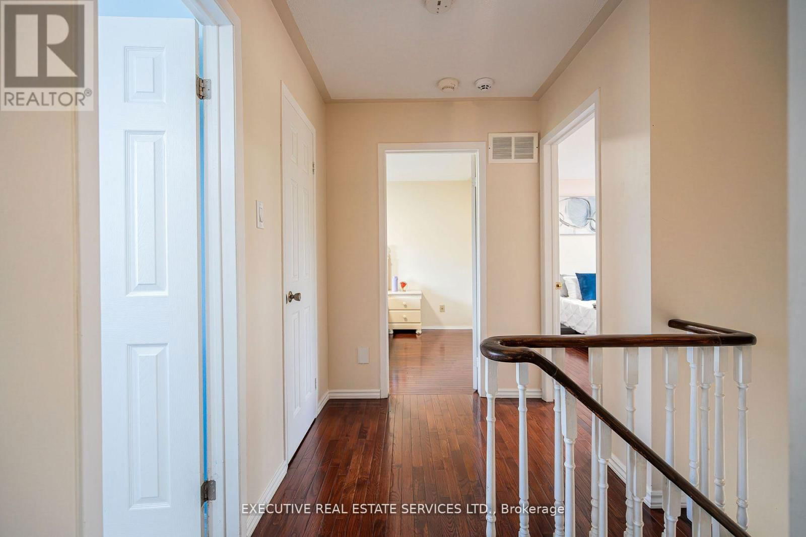 13 STILLWATER CRESCENT Image 22