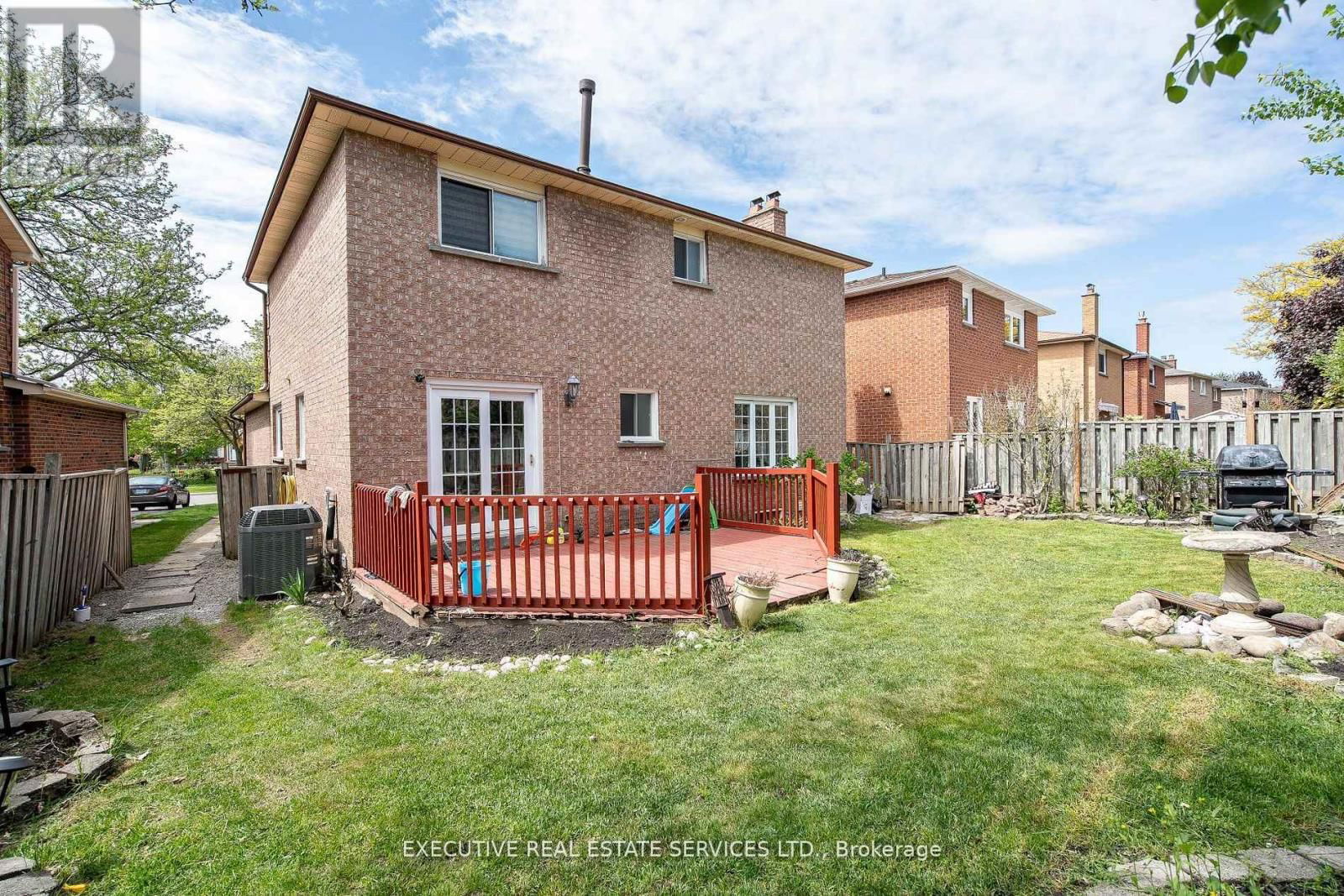 13 STILLWATER CRESCENT Image 38