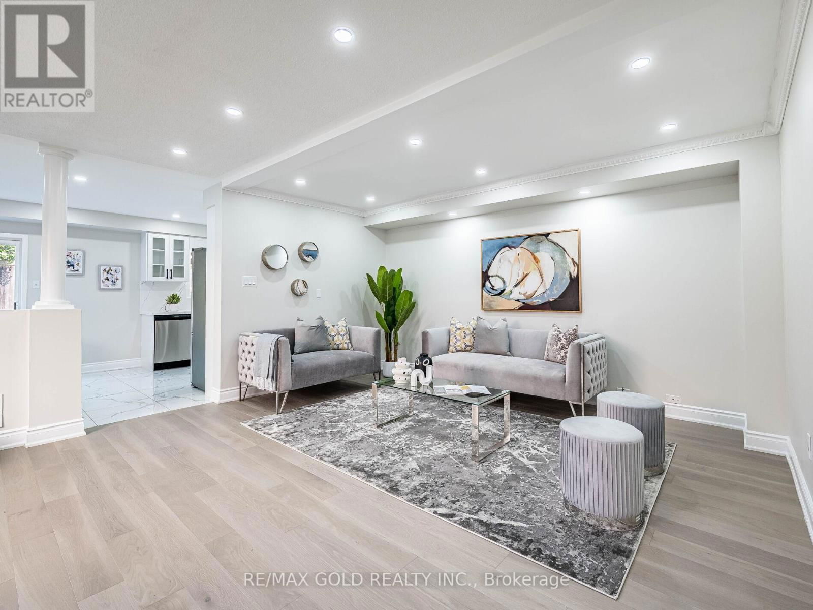 105 WOODHAVEN DRIVE Image 6