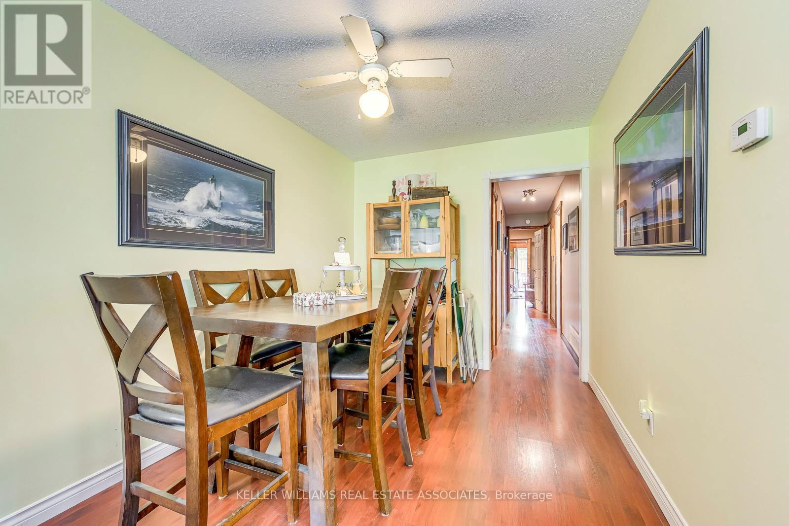 12 GULLIVER CRESCENT Image 12