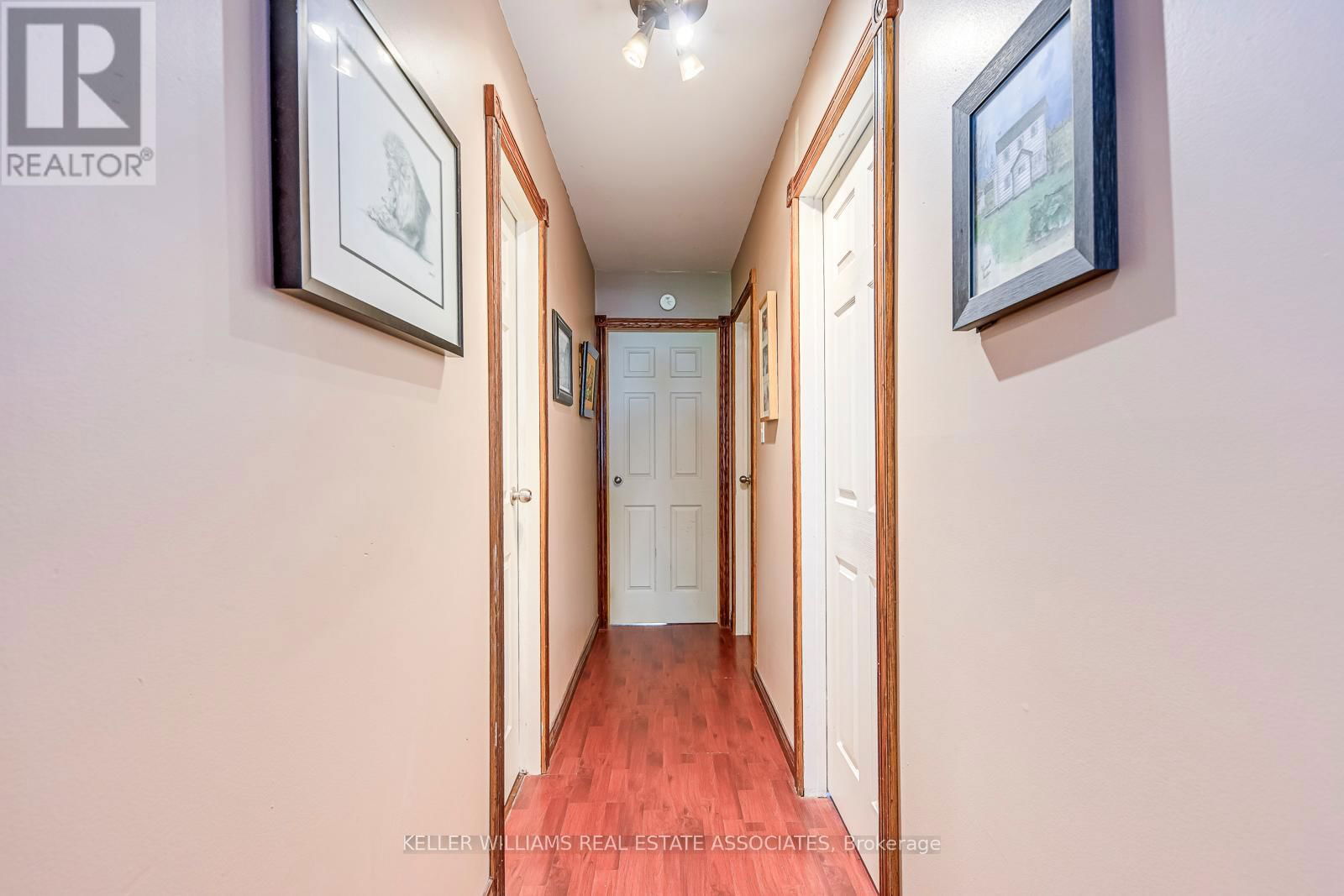 12 GULLIVER CRESCENT Image 13