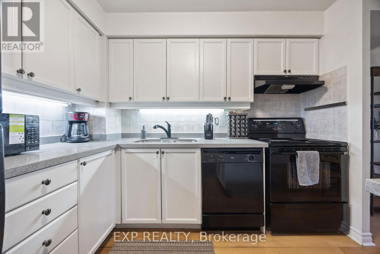 1202 - 3880 DUKE OF YORK BOULEVARD Image 14