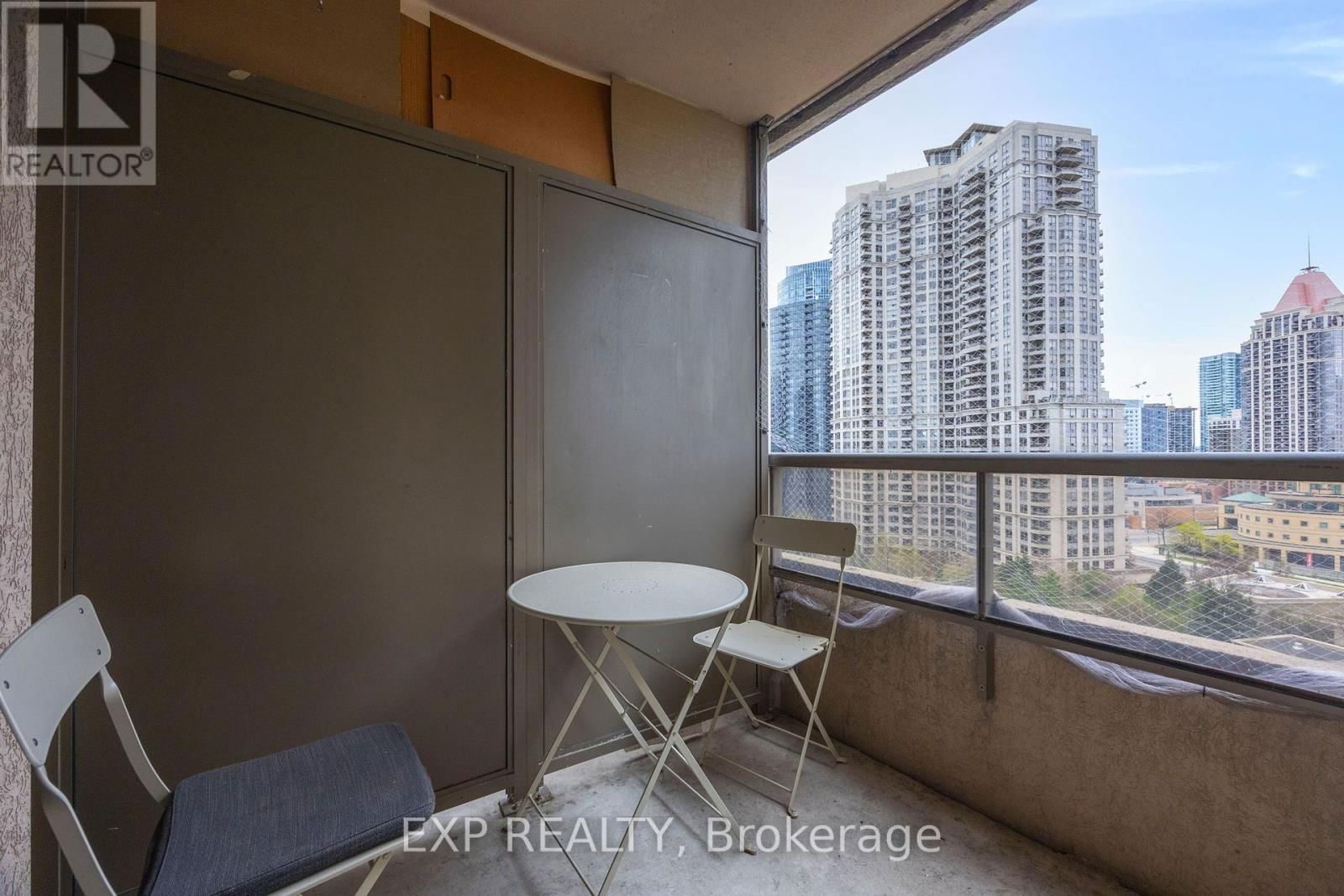 1202 - 3880 DUKE OF YORK BOULEVARD Image 20