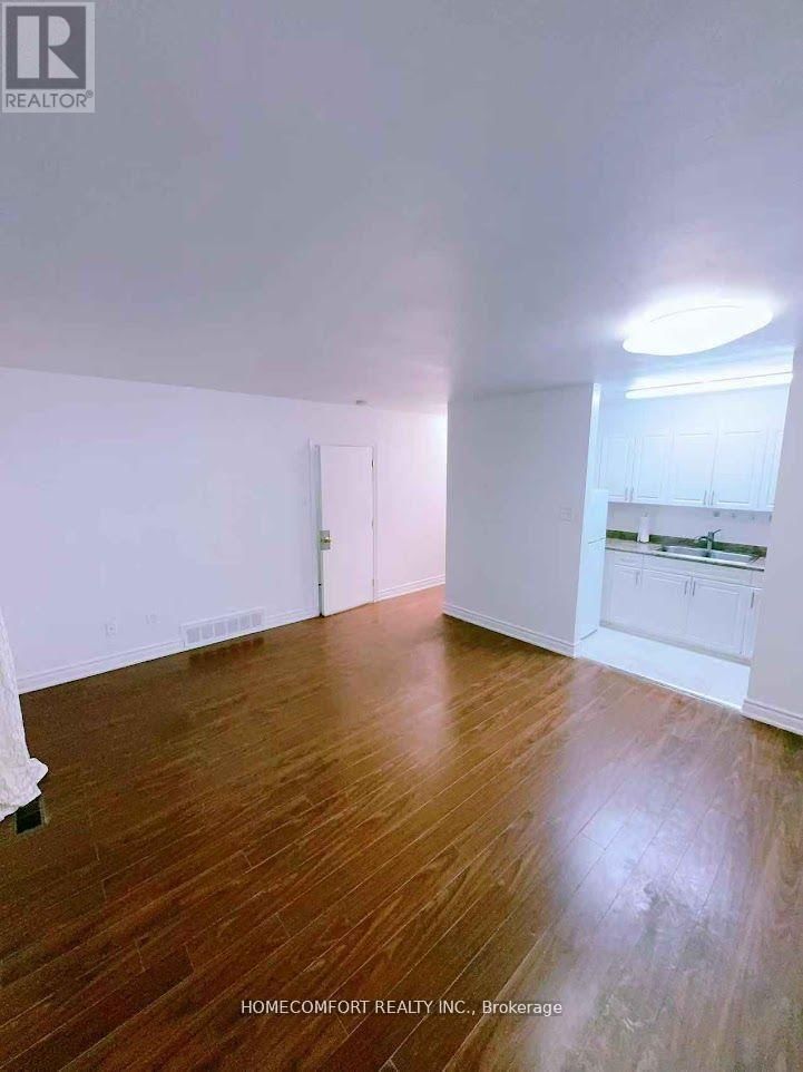 unit 2 - 2284 ISLINGTON AVENUE Image 2