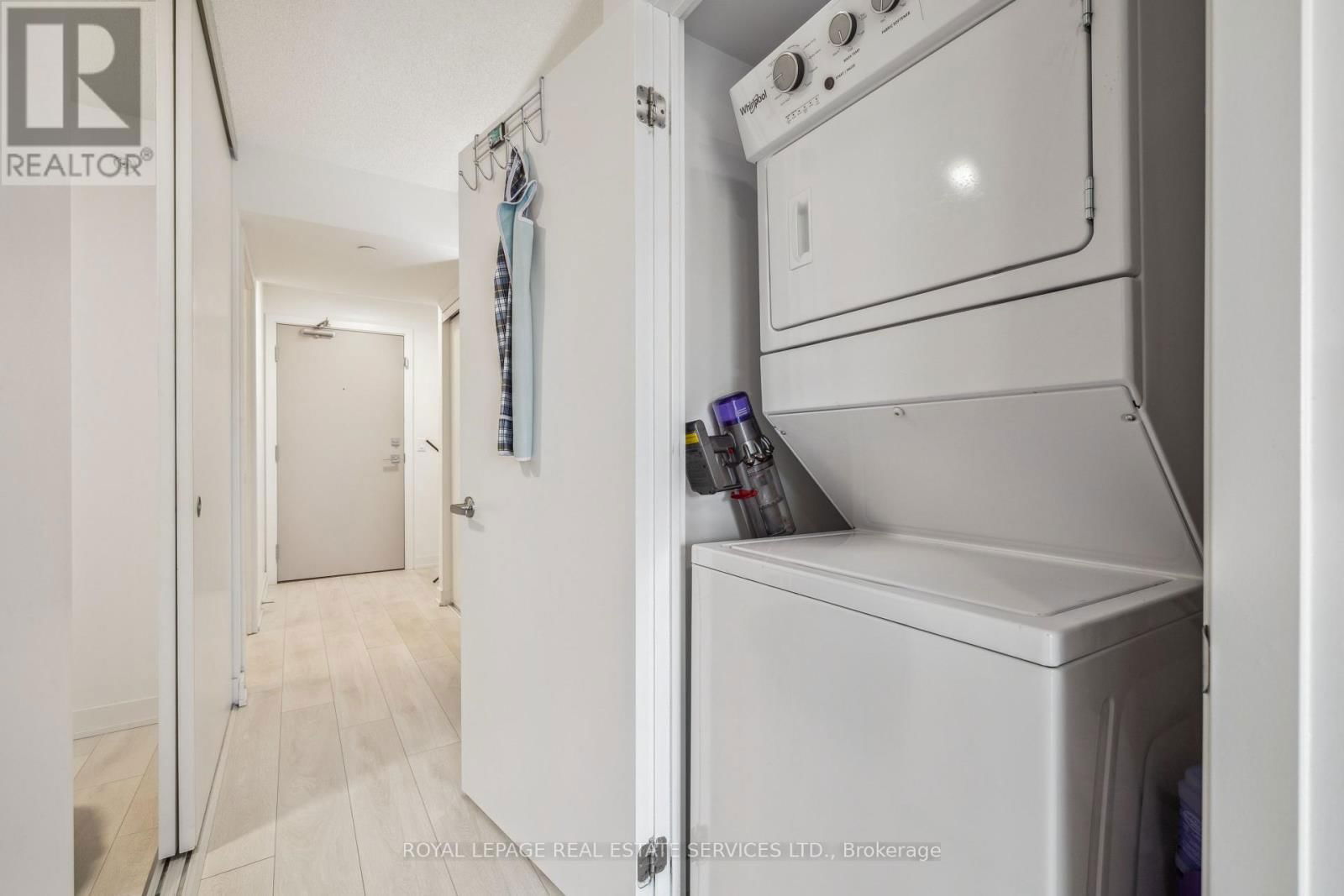 B429 - 1119 COOKE BOULEVARD Image 19