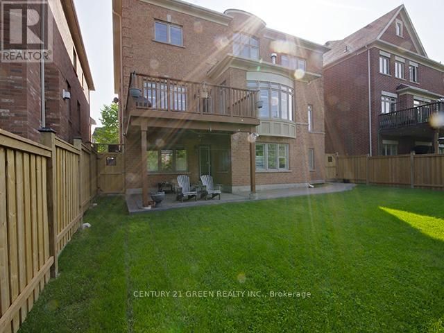 15 INTERLACKEN DRIVE Image 11