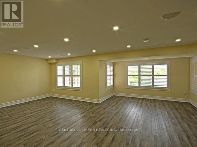 15 INTERLACKEN DRIVE Image 9