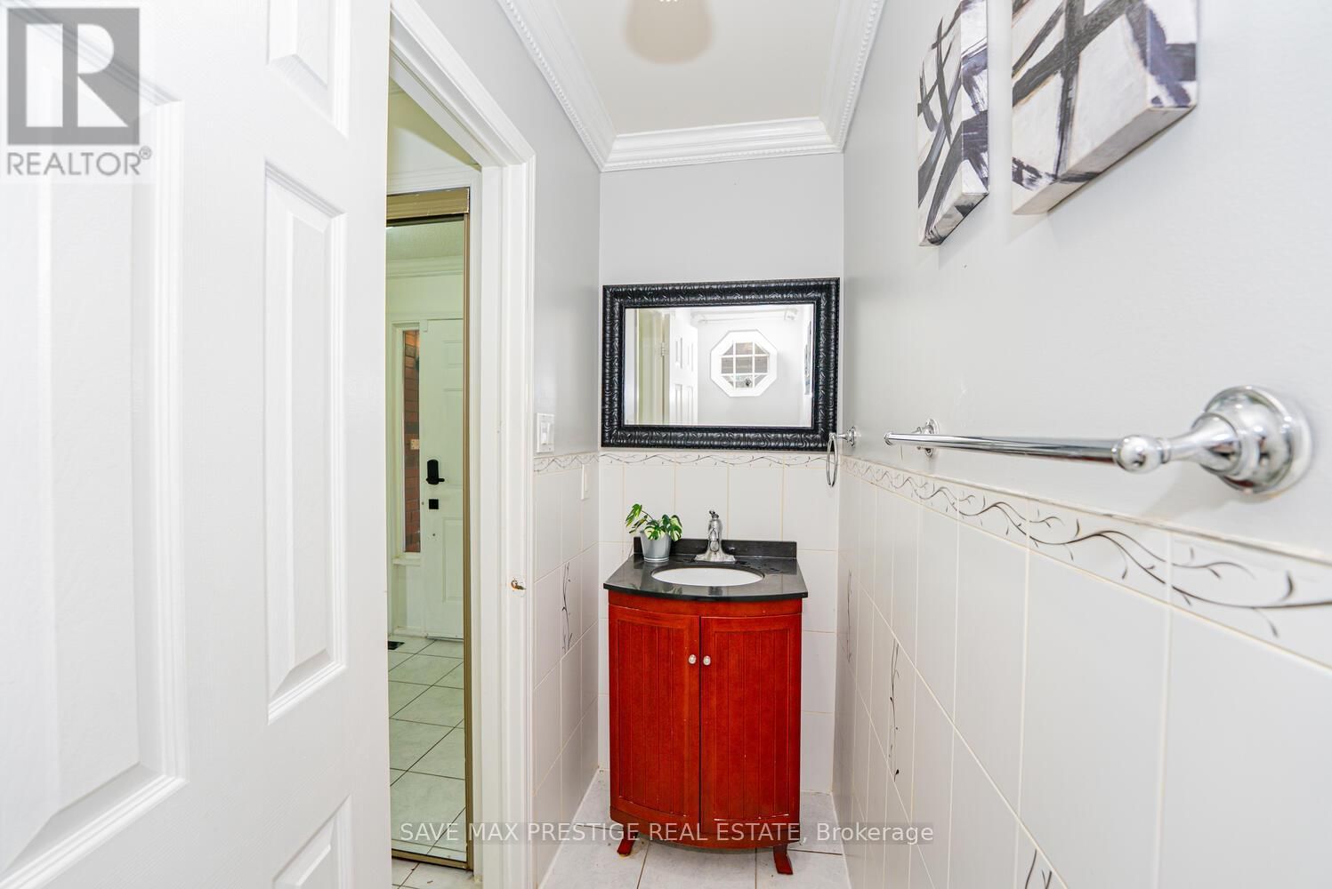 36 KENTUCKY DRIVE Image 16