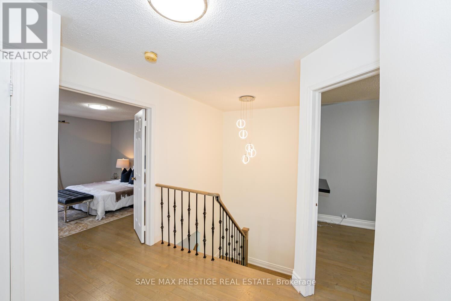 36 KENTUCKY DRIVE Image 19