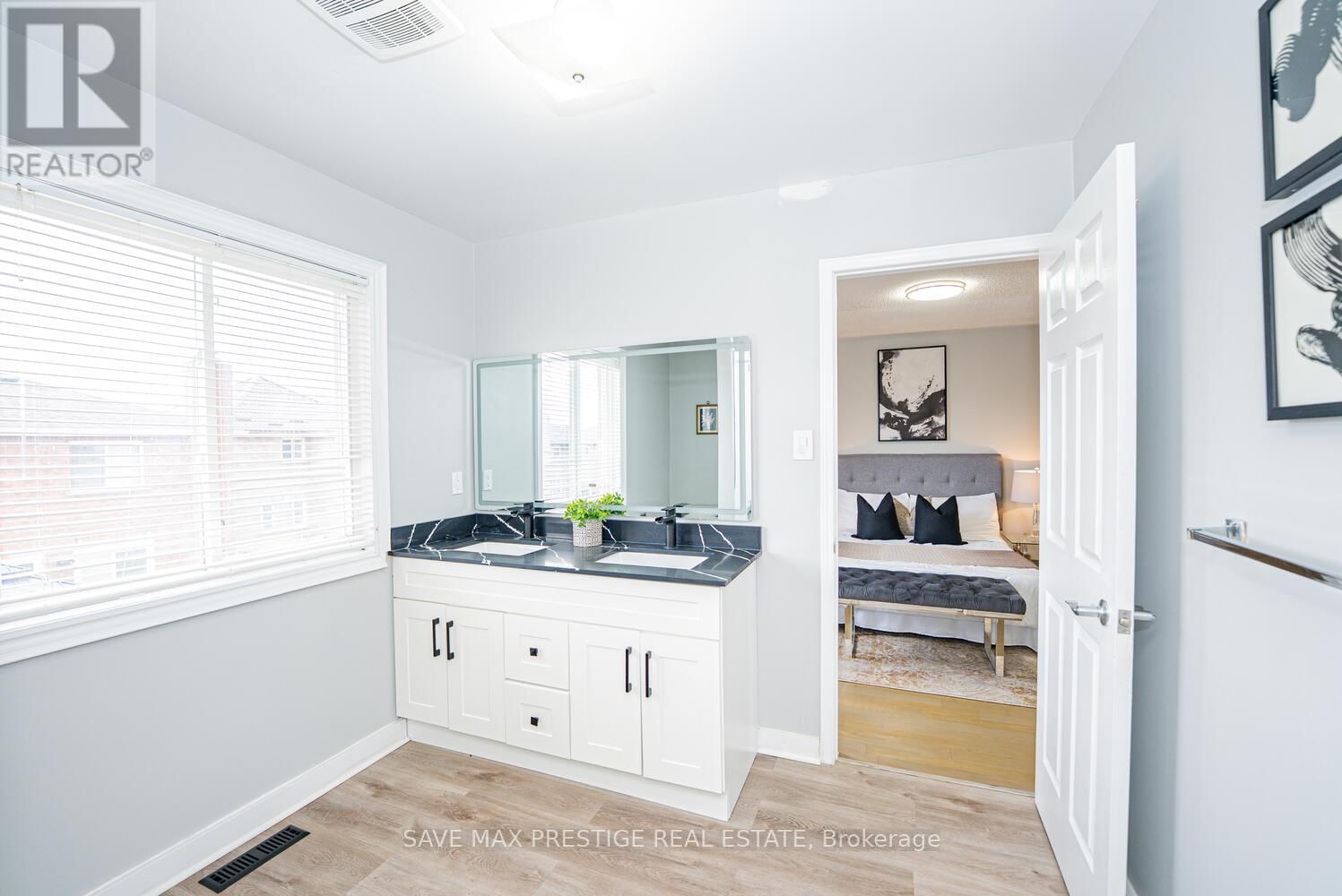 36 KENTUCKY DRIVE Image 24