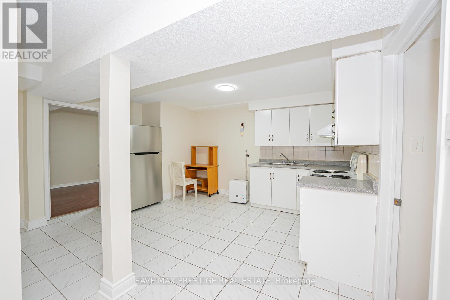 36 KENTUCKY DRIVE Image 35