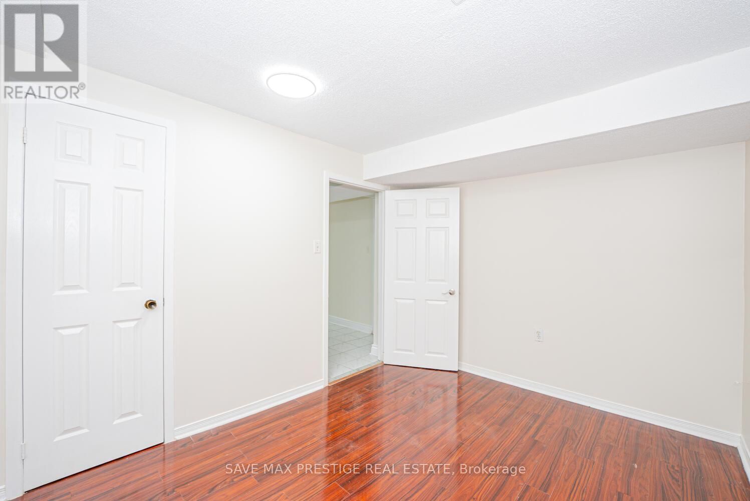 36 KENTUCKY DRIVE Image 41