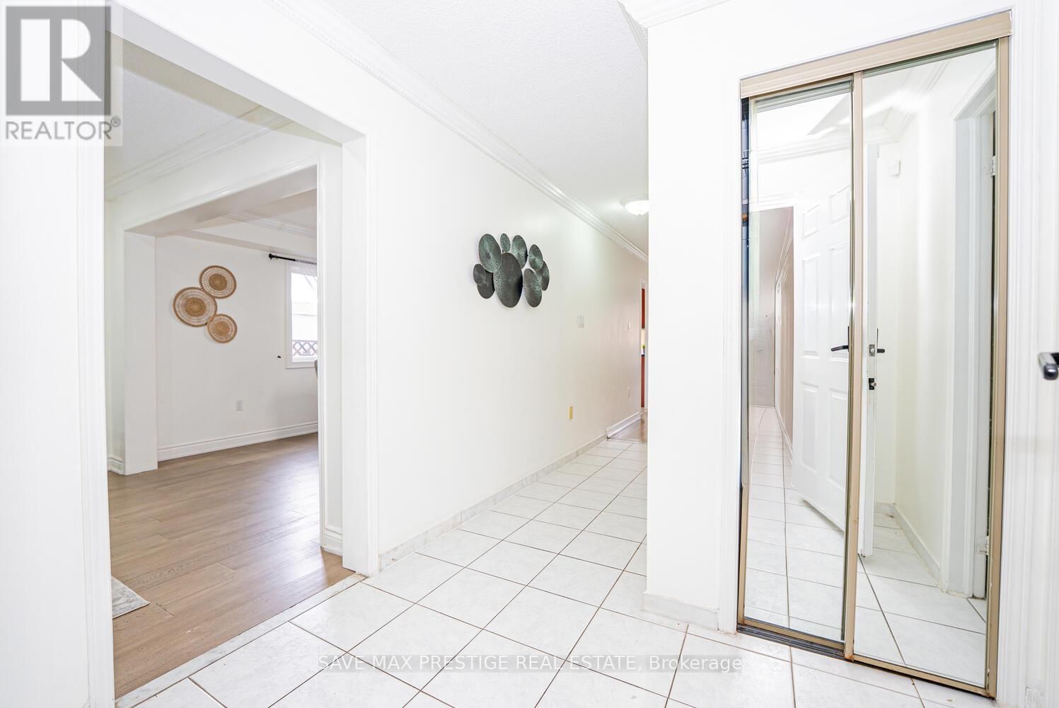 36 KENTUCKY DRIVE Image 5
