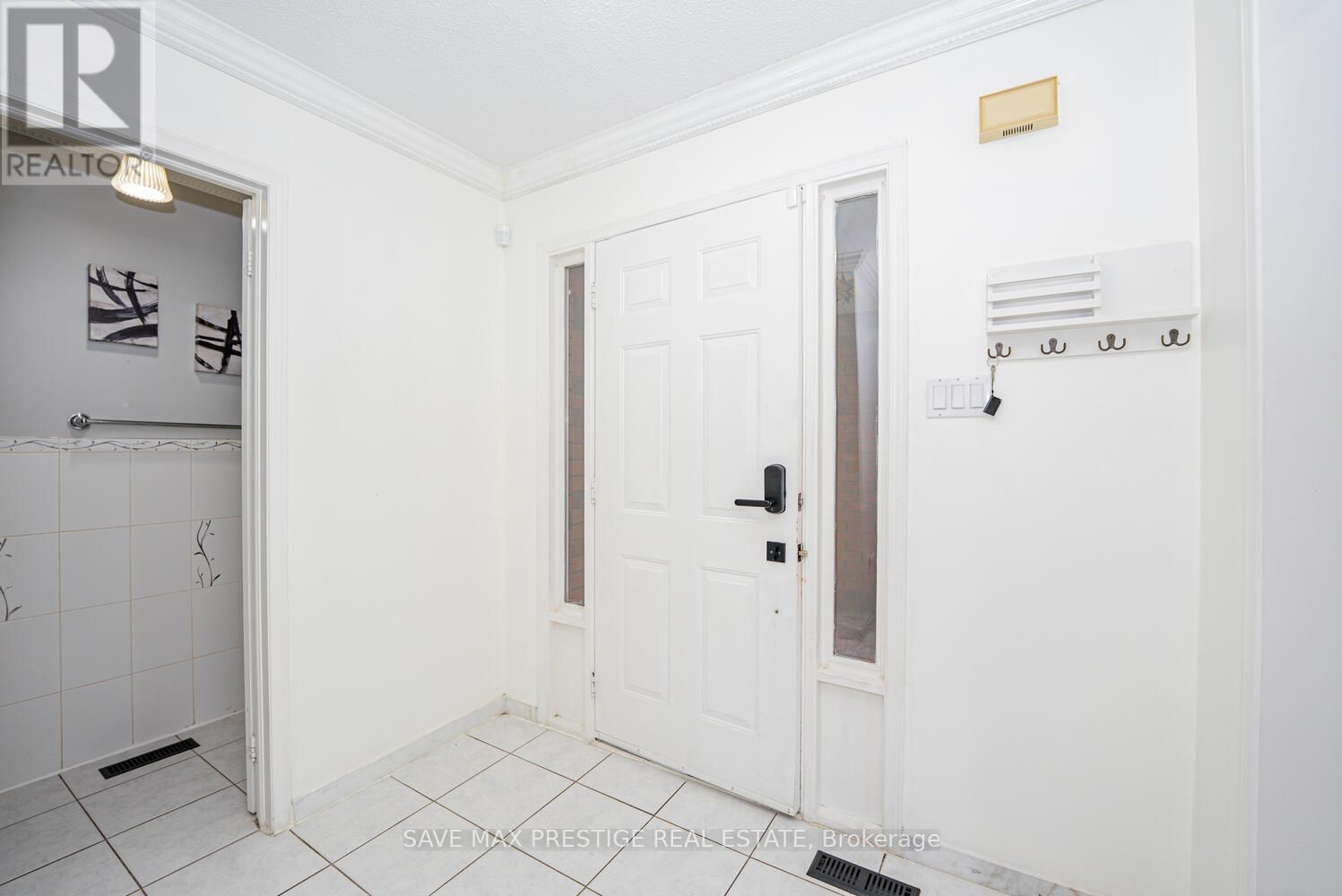 36 KENTUCKY DRIVE Image 6