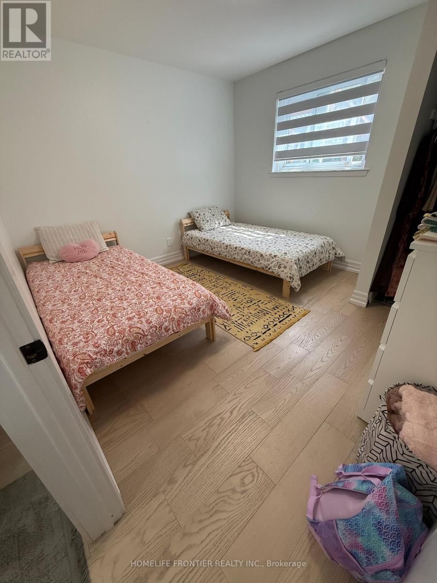 Main Floor - 759 BLOOR STREET Image 8