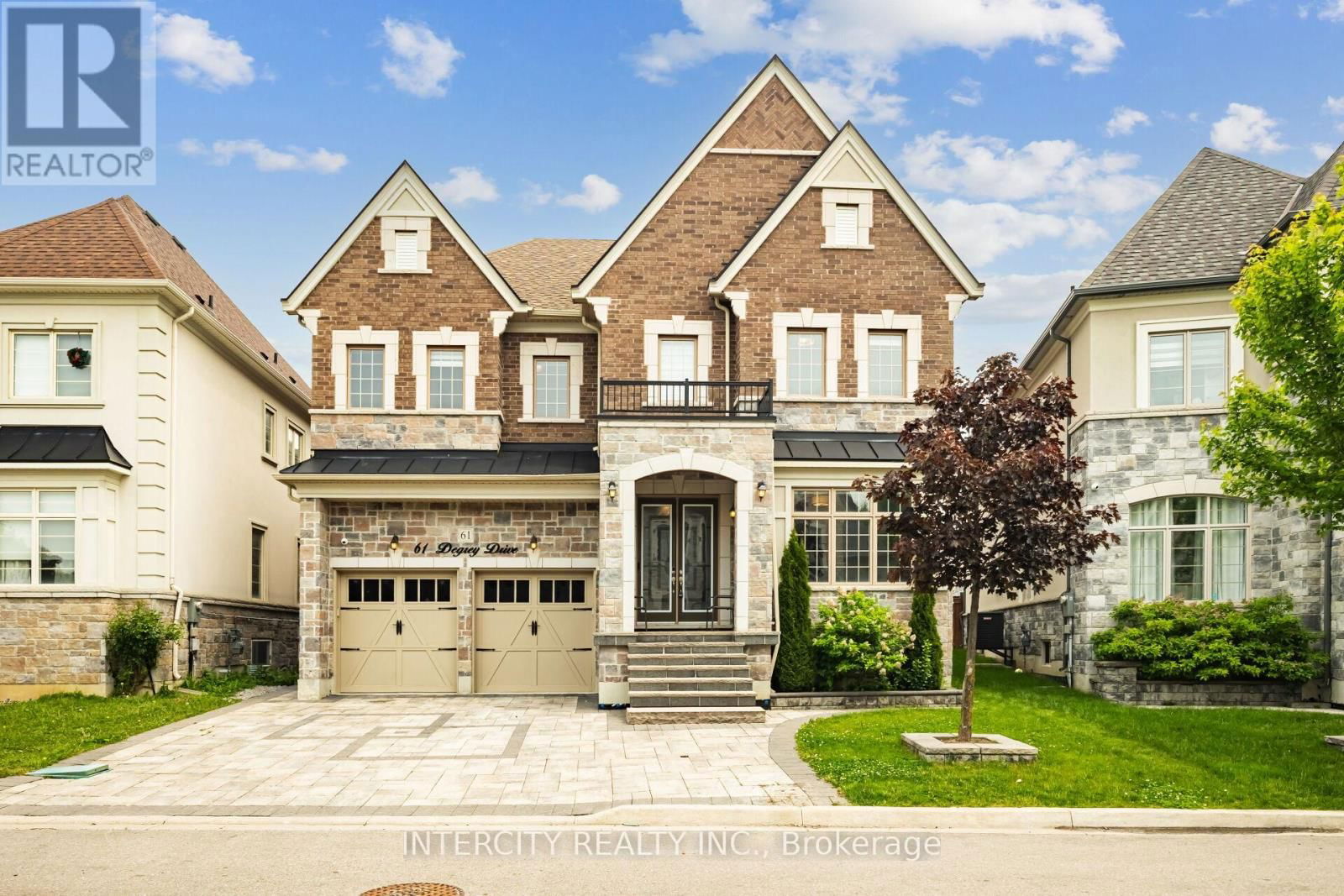 61 DEGREY DRIVE Image 1