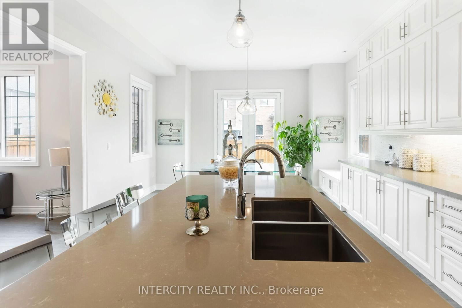 61 DEGREY DRIVE Image 39