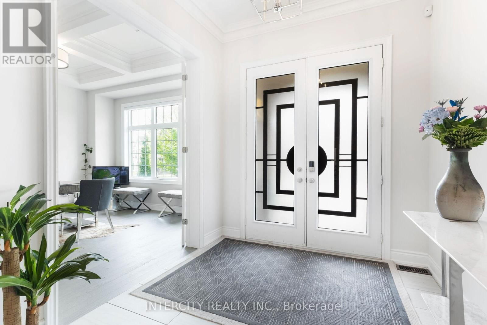 61 DEGREY DRIVE Image 9