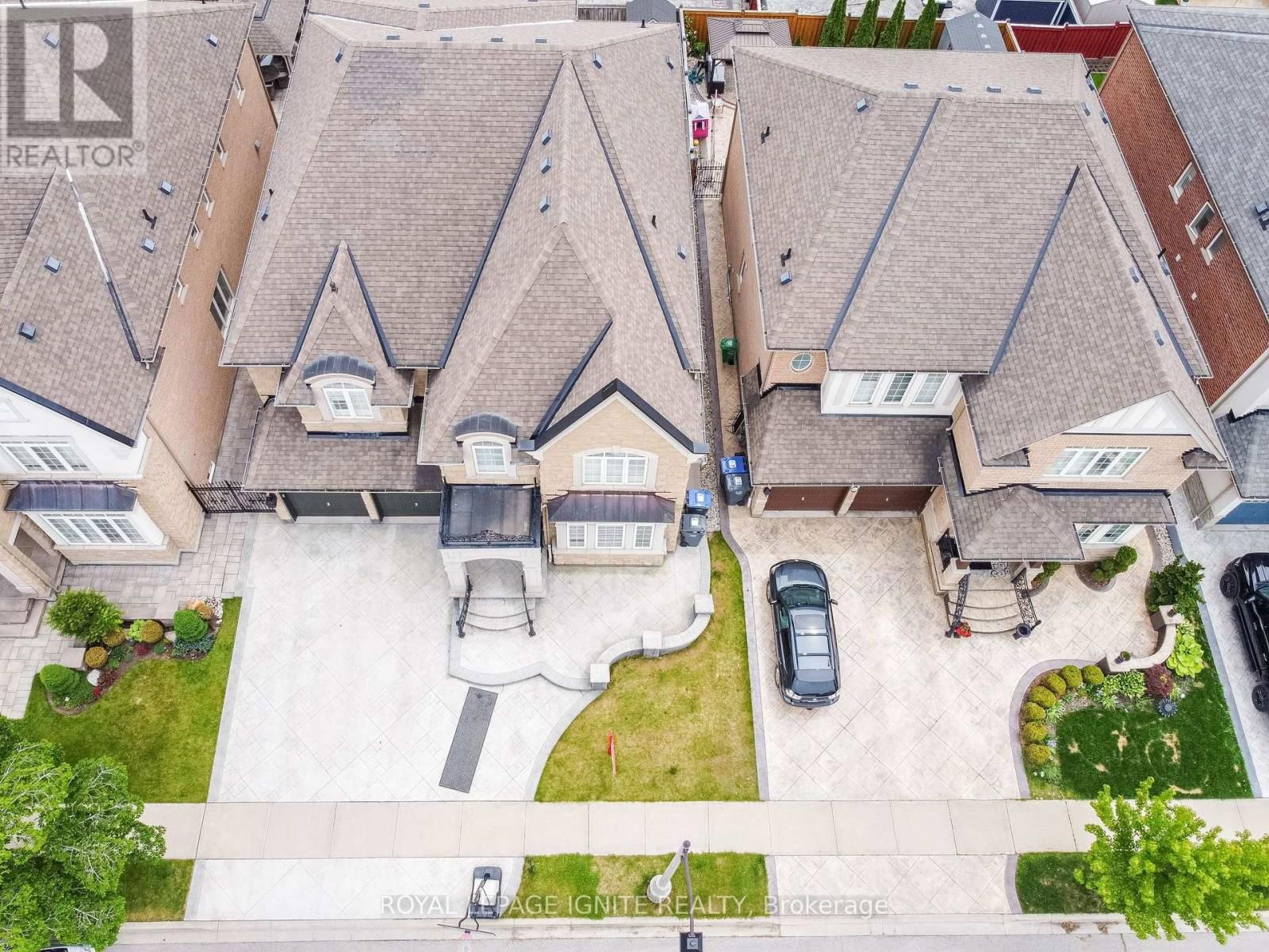 8 SCOTCHMERE CRESCENT Image 39