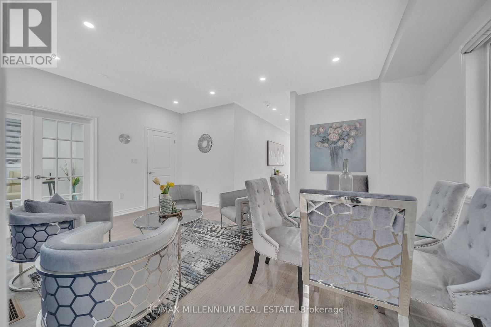 18 IDA TERRACE Image 15