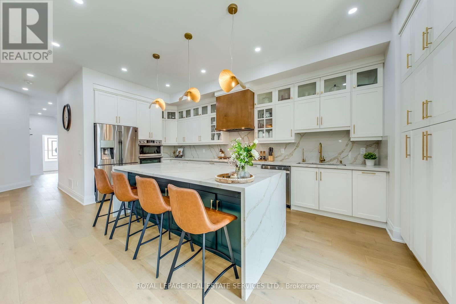 3450 POST ROAD Image 15