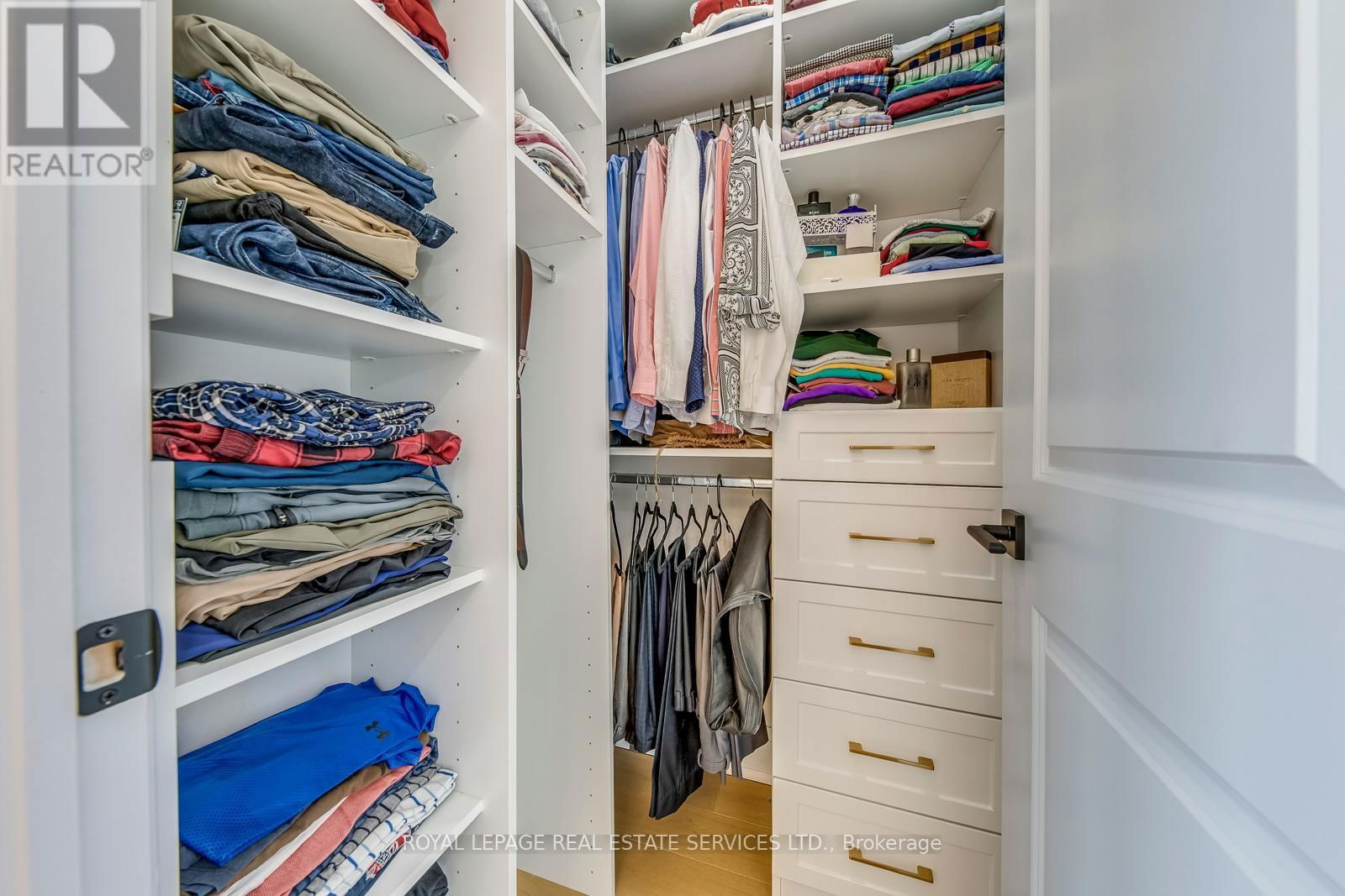 3450 POST ROAD Image 27