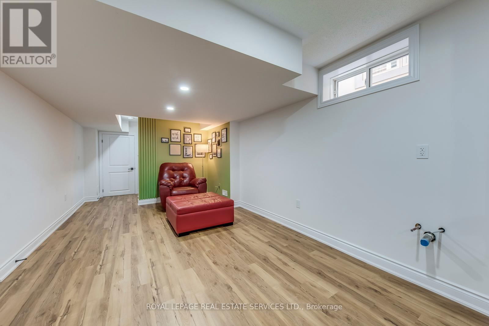 3450 POST ROAD Image 38