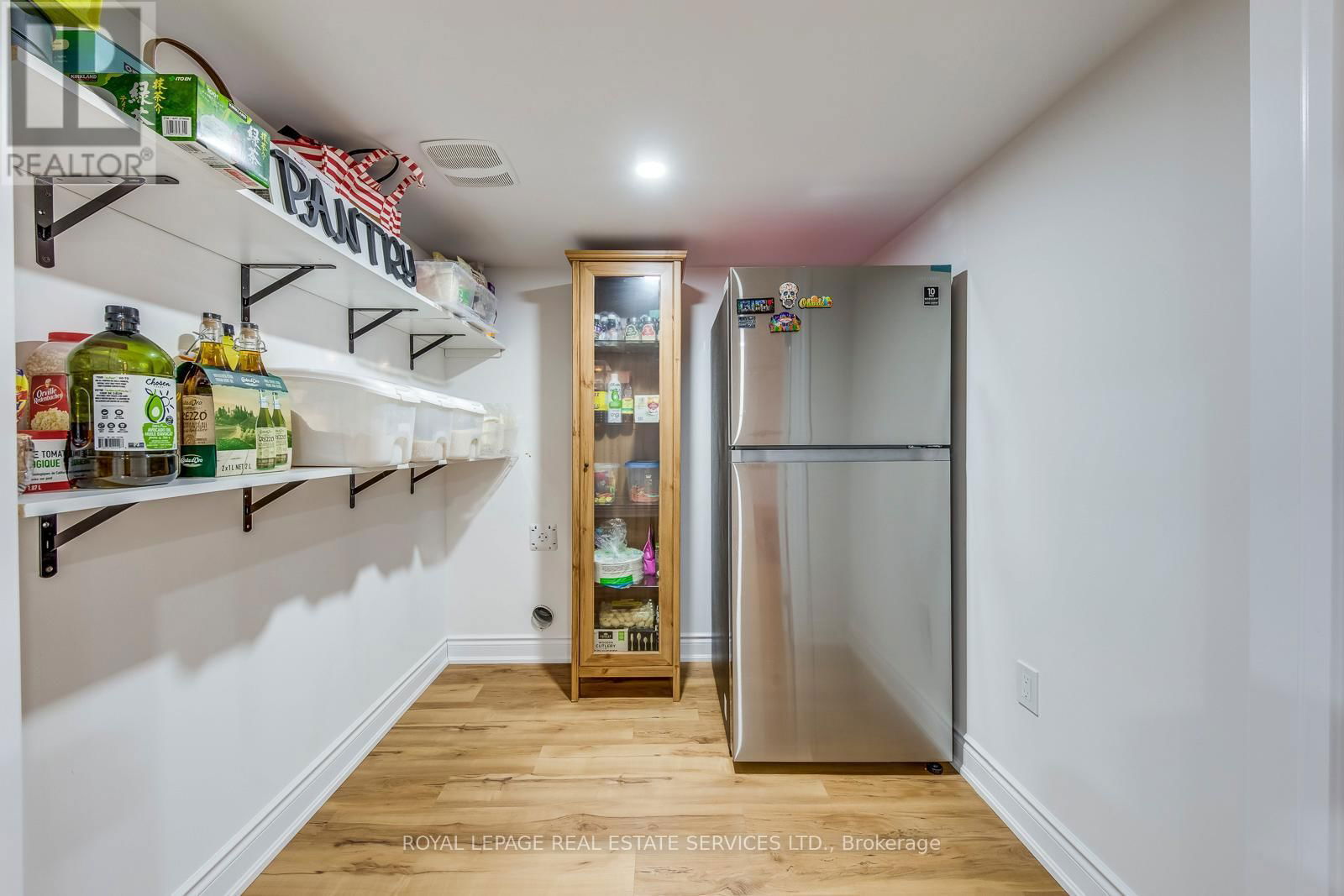 3450 POST ROAD Image 39