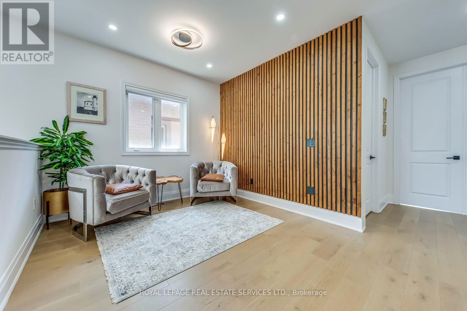 3450 POST ROAD Image 4
