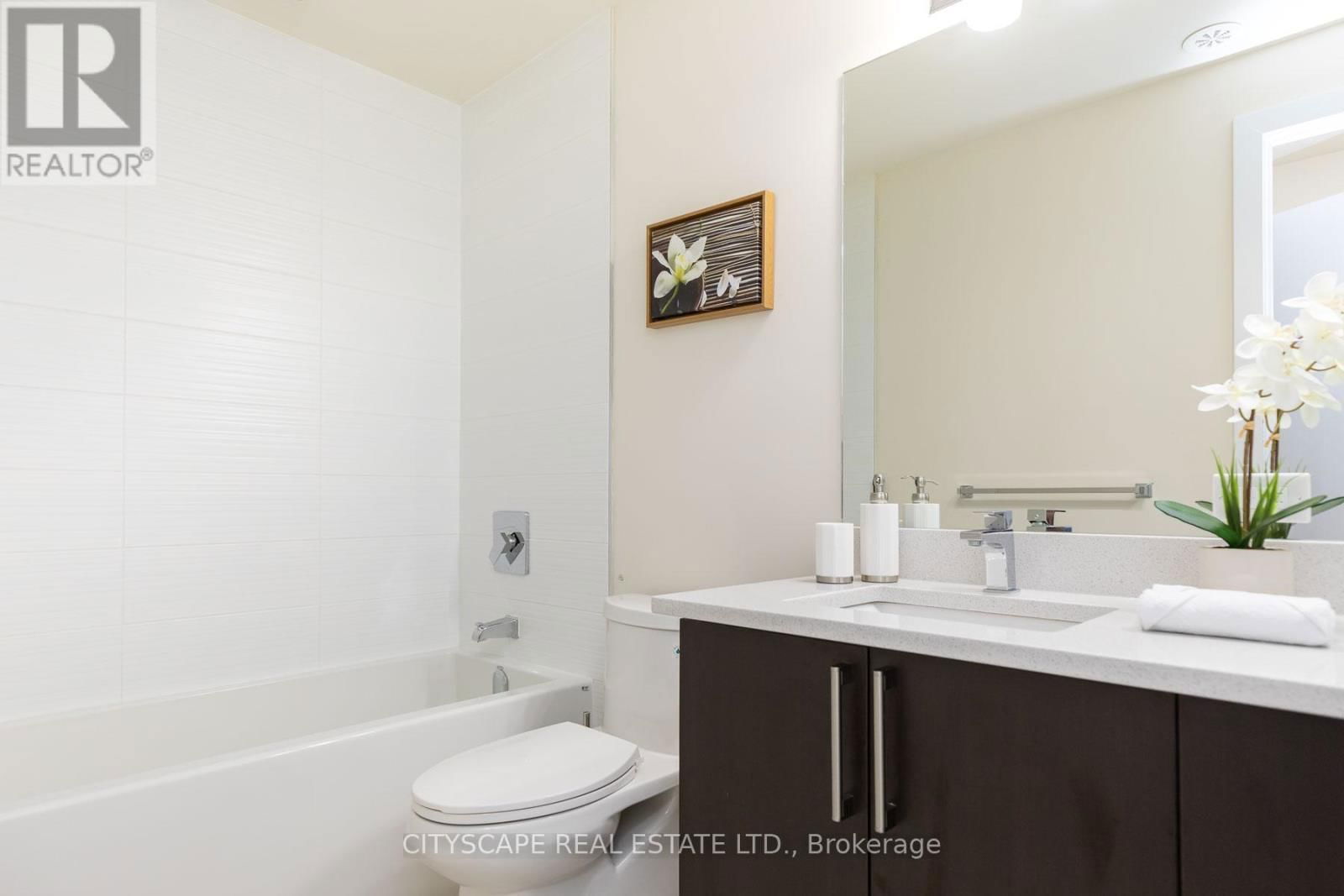 50 - 220 BRANDON AVENUE Image 12