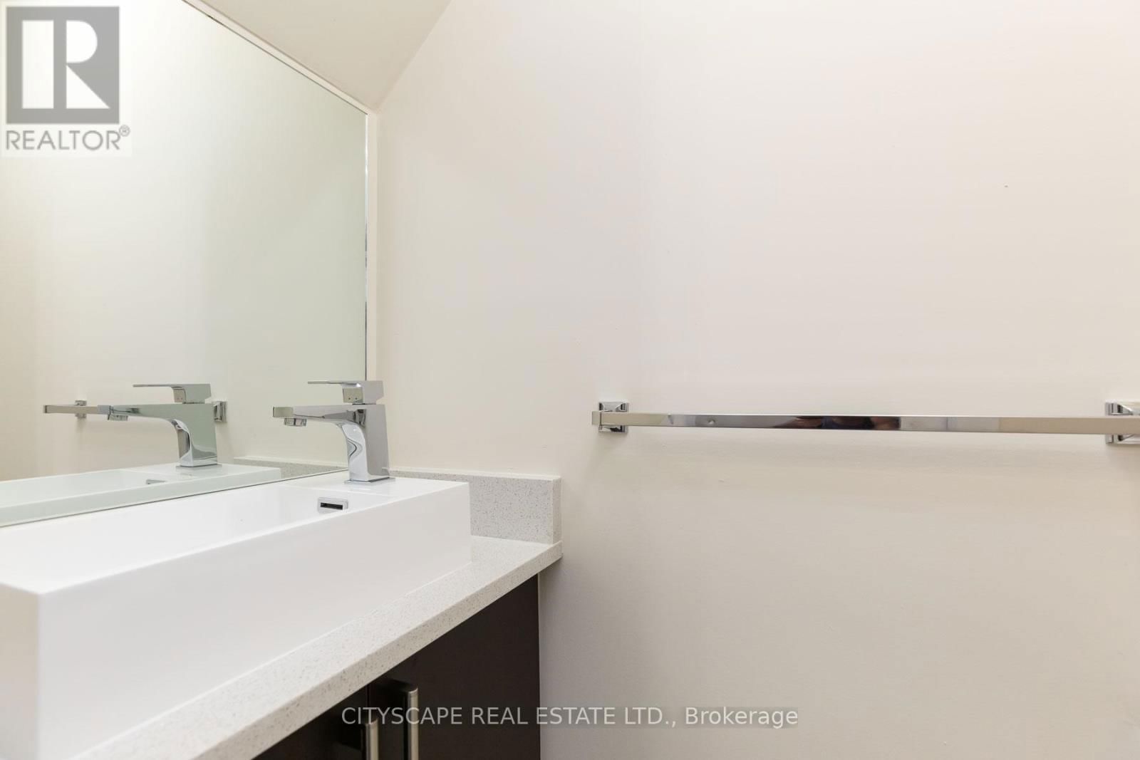 50 - 220 BRANDON AVENUE Image 9