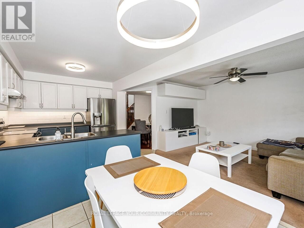 55 TRUMPET VALLEY BOULEVARD Image 15