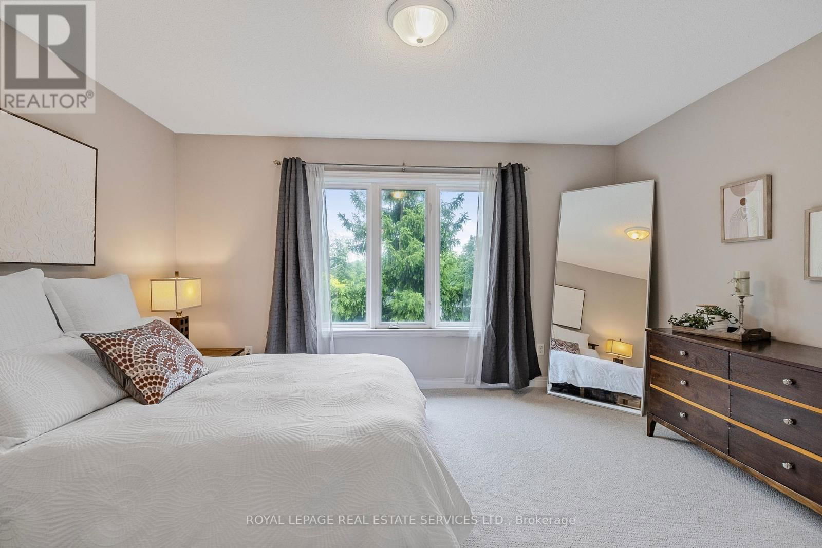 4280 INGRAM COMMON Image 16