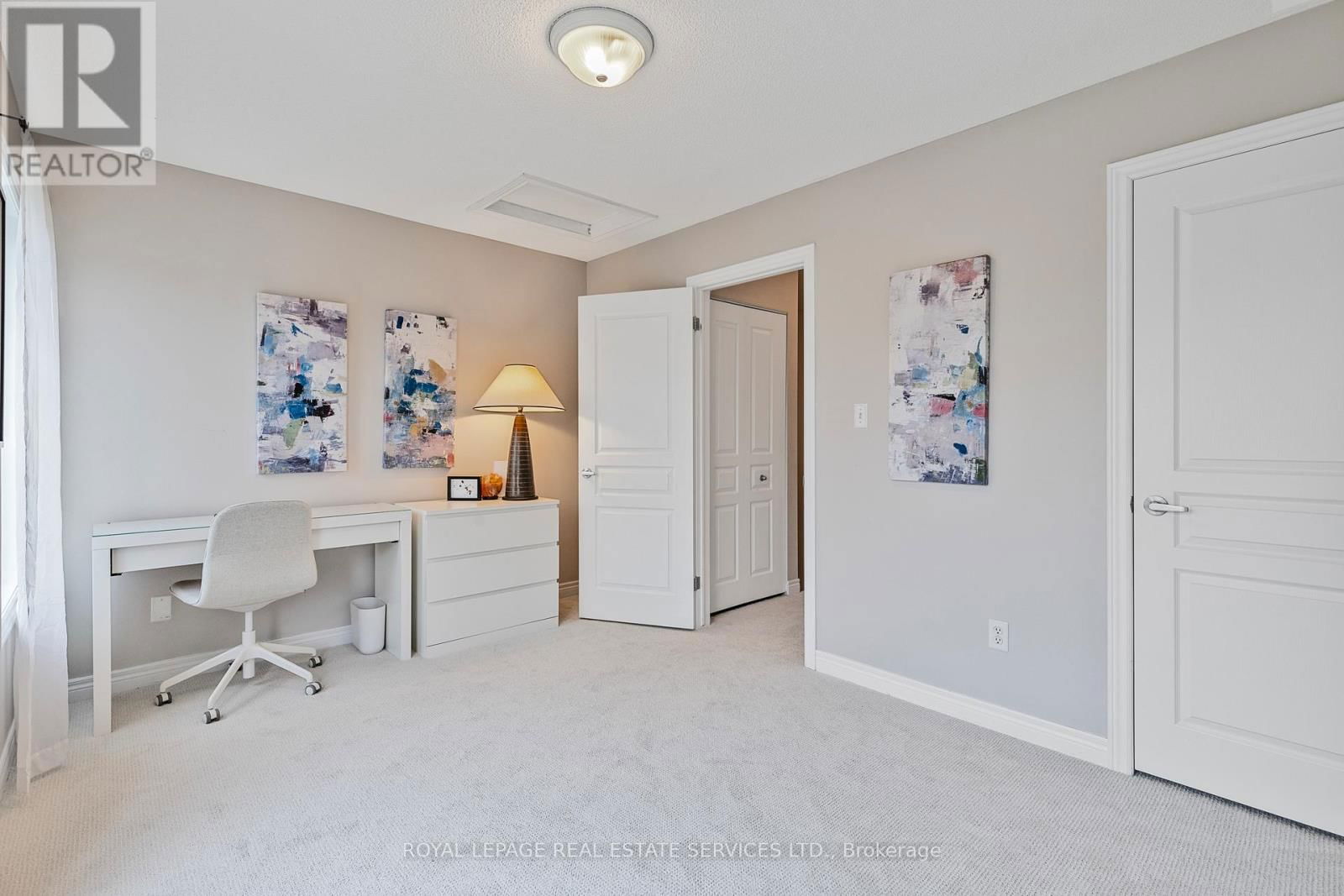 4280 INGRAM COMMON Image 19