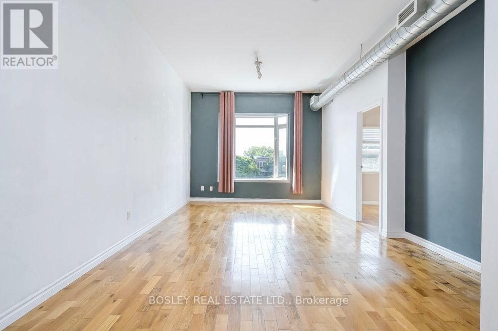 2909 DUNDAS STREET WEST Image 26