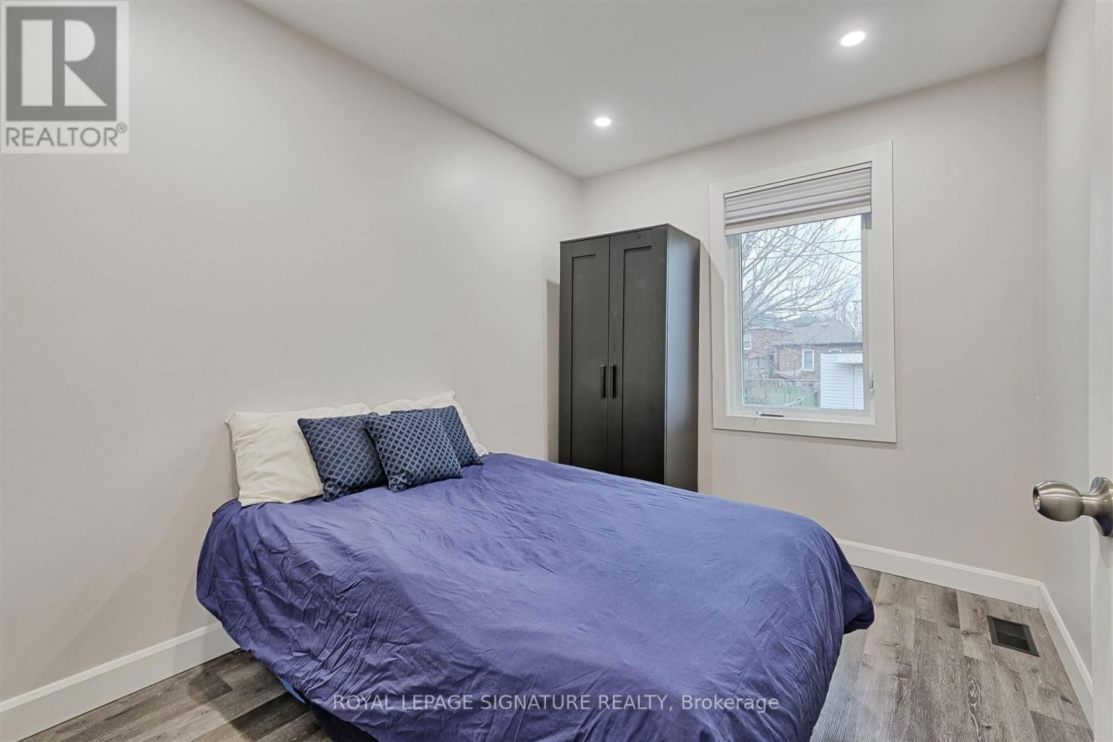 58 LIVINGSTONE AVENUE Image 17