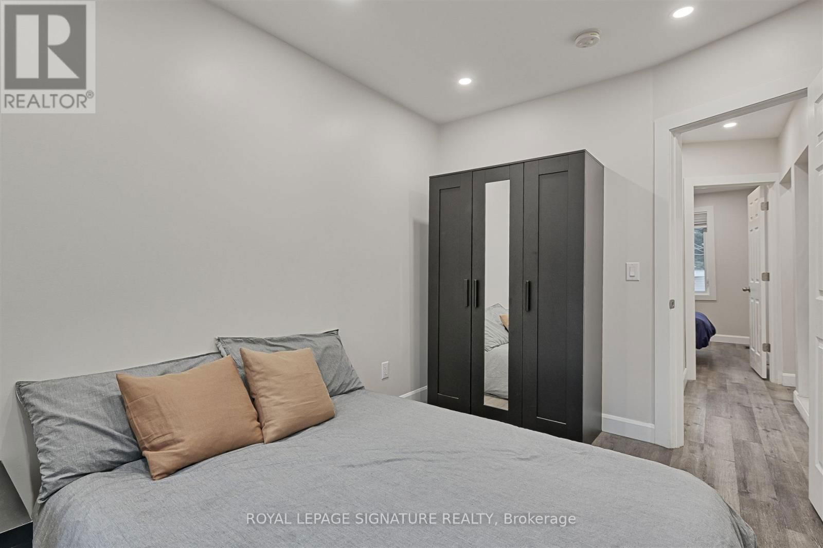 58 LIVINGSTONE AVENUE Image 20