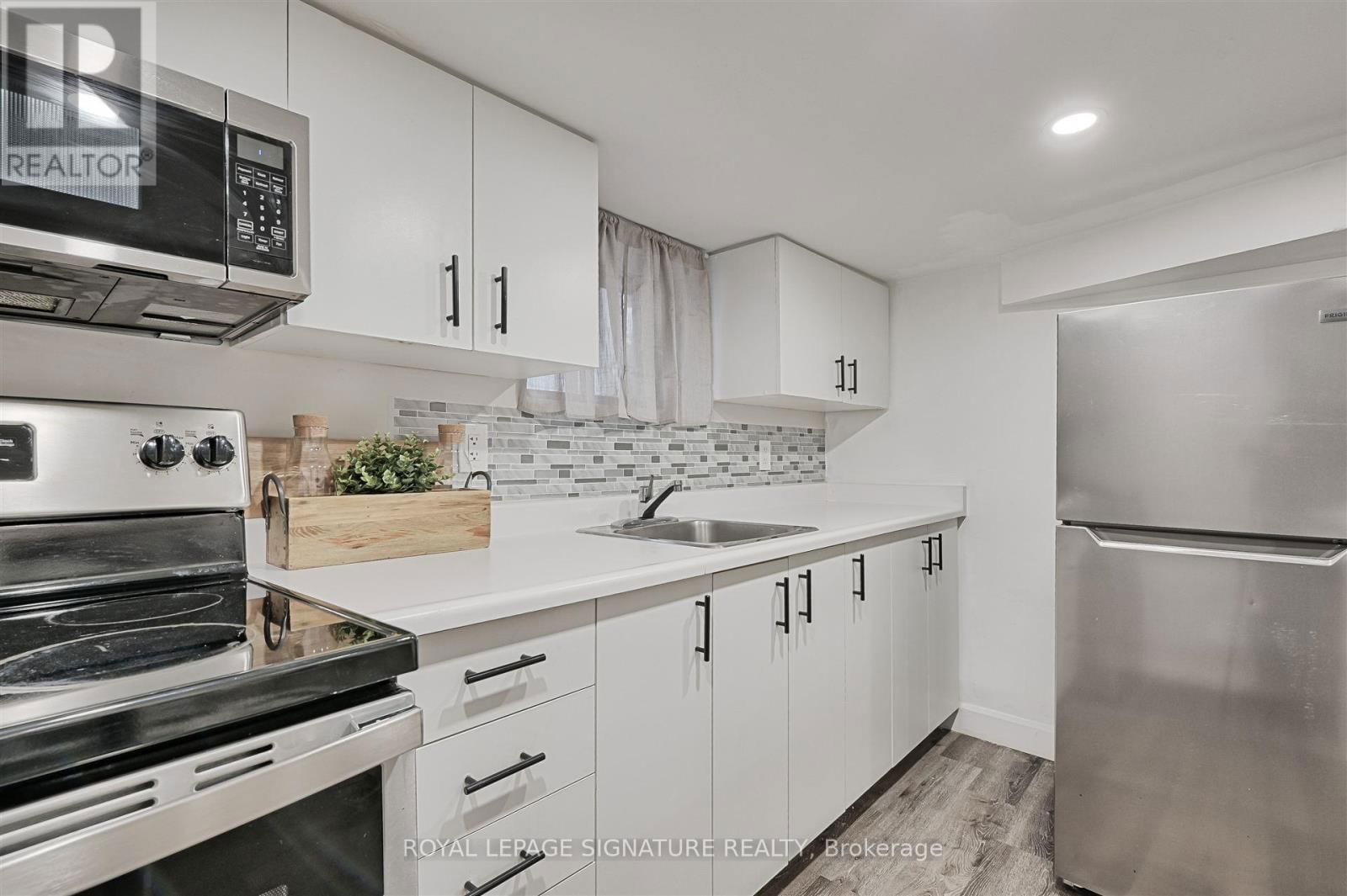 58 LIVINGSTONE AVENUE Image 32