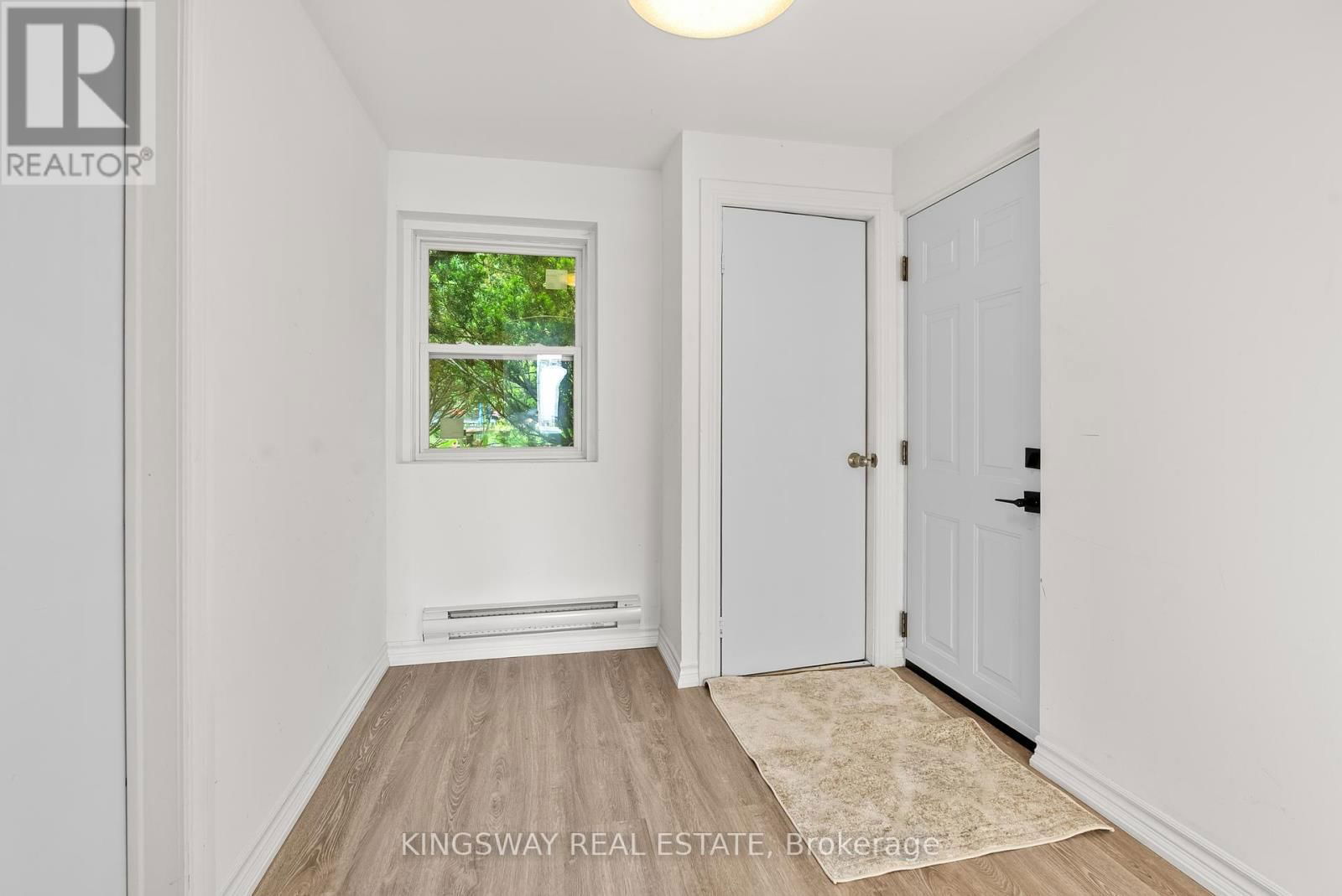 7596 CREDITVIEW ROAD Image 20