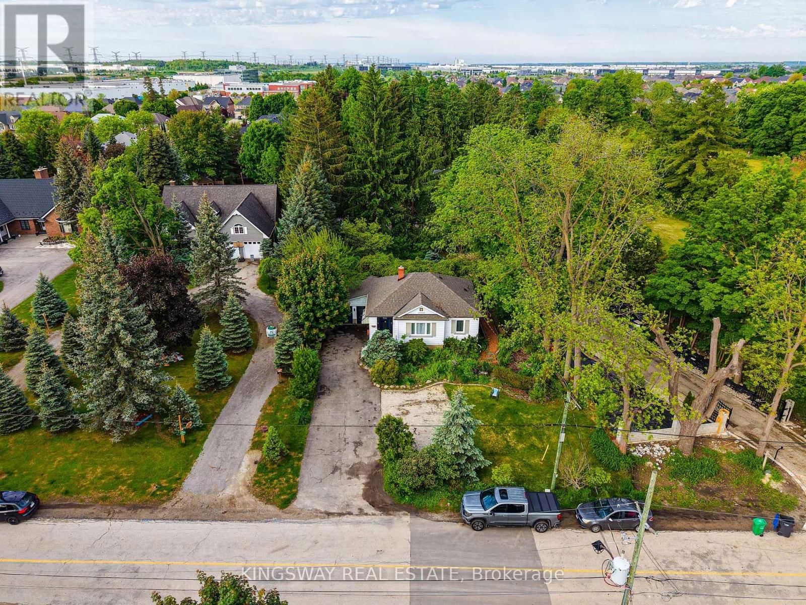7596 CREDITVIEW ROAD Image 29