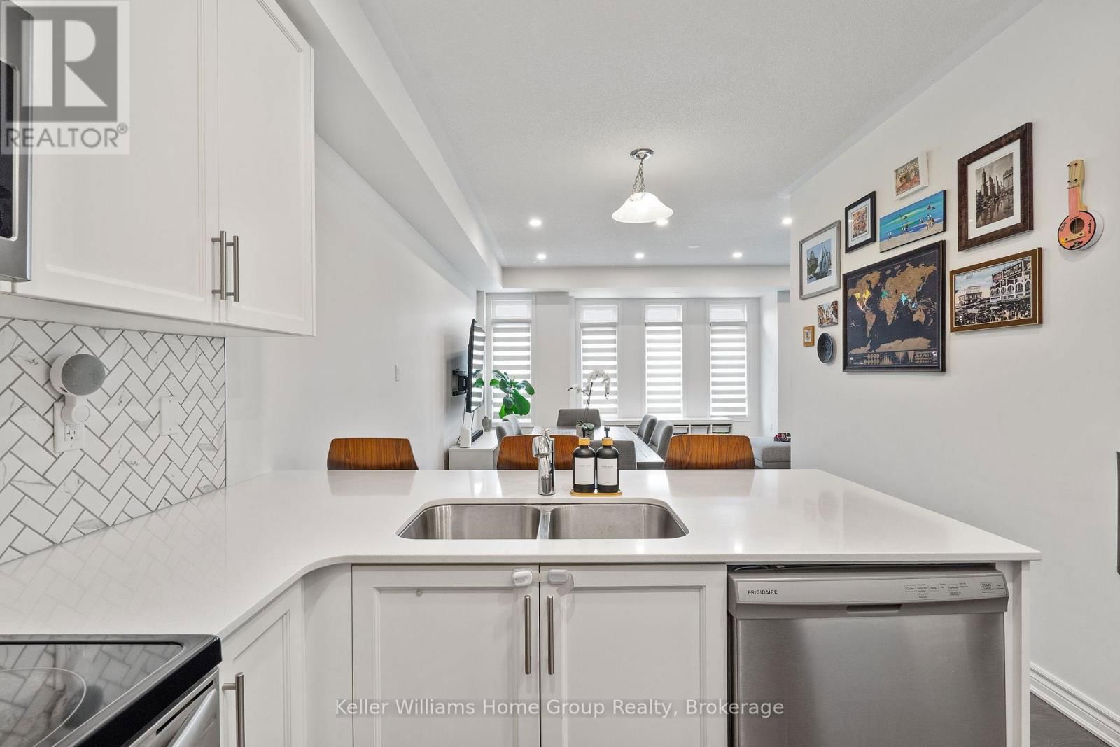 1158 RESTIVO LANE Image 24