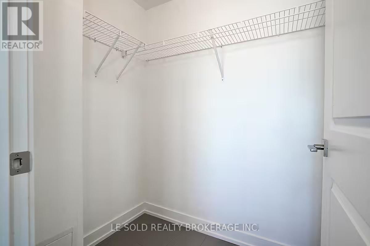 89 FREDERICK TISDALE DRIVE Image 22