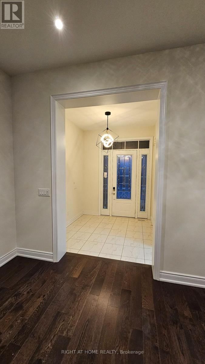 3175 DANIEL WAY Image 11