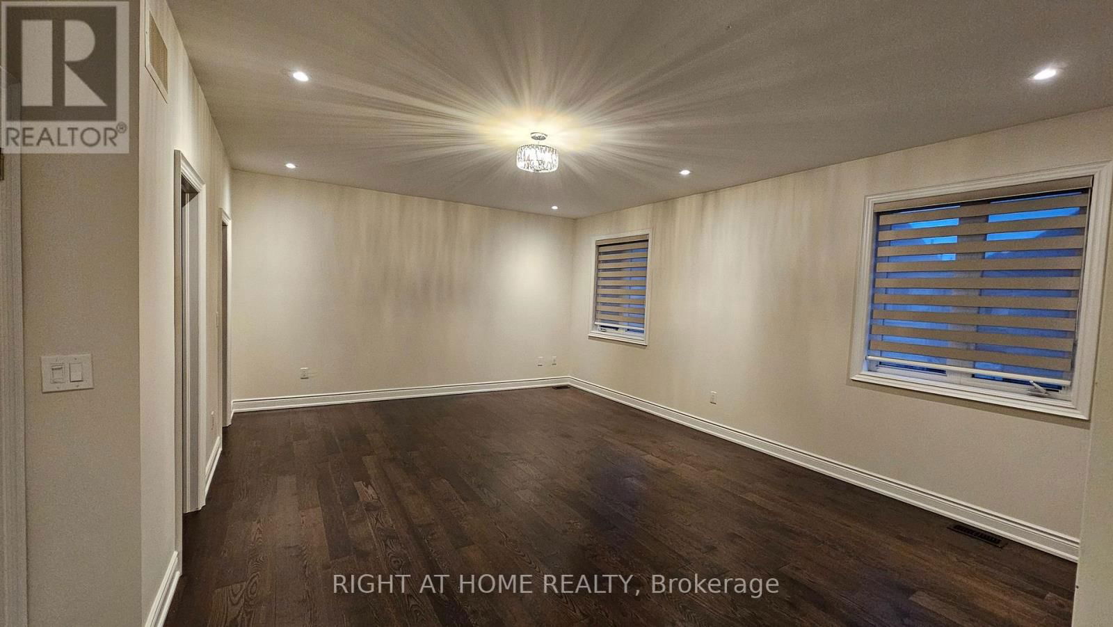 3175 DANIEL WAY Image 23