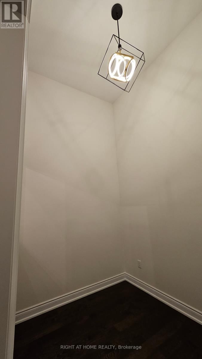 3175 DANIEL WAY Image 27