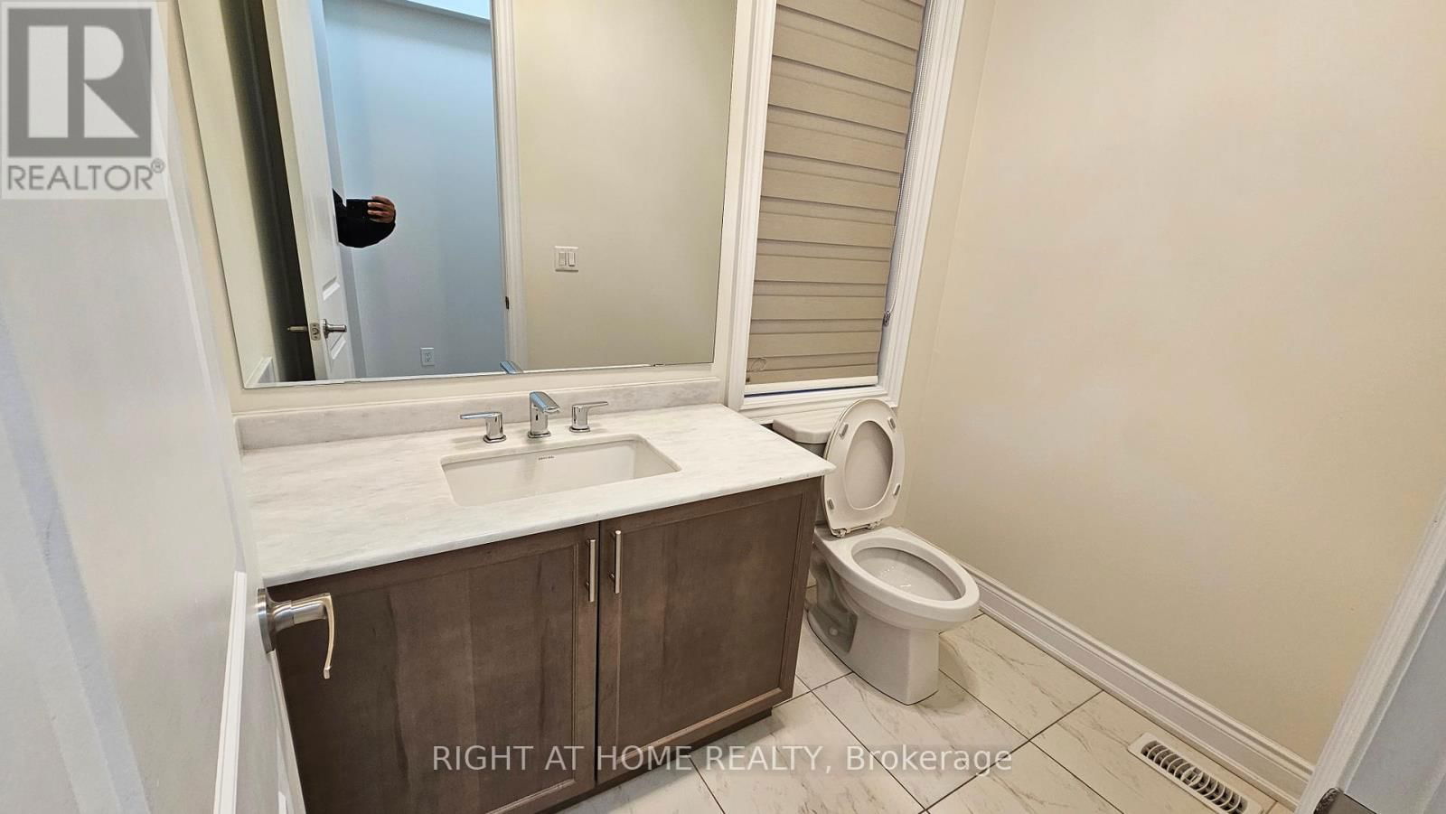 3175 DANIEL WAY Image 31