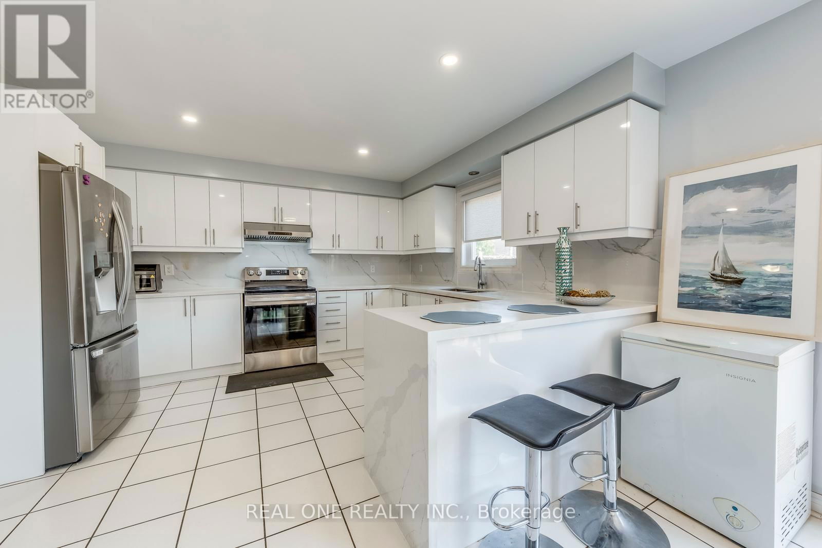 826 WINTERTON WAY Image 10
