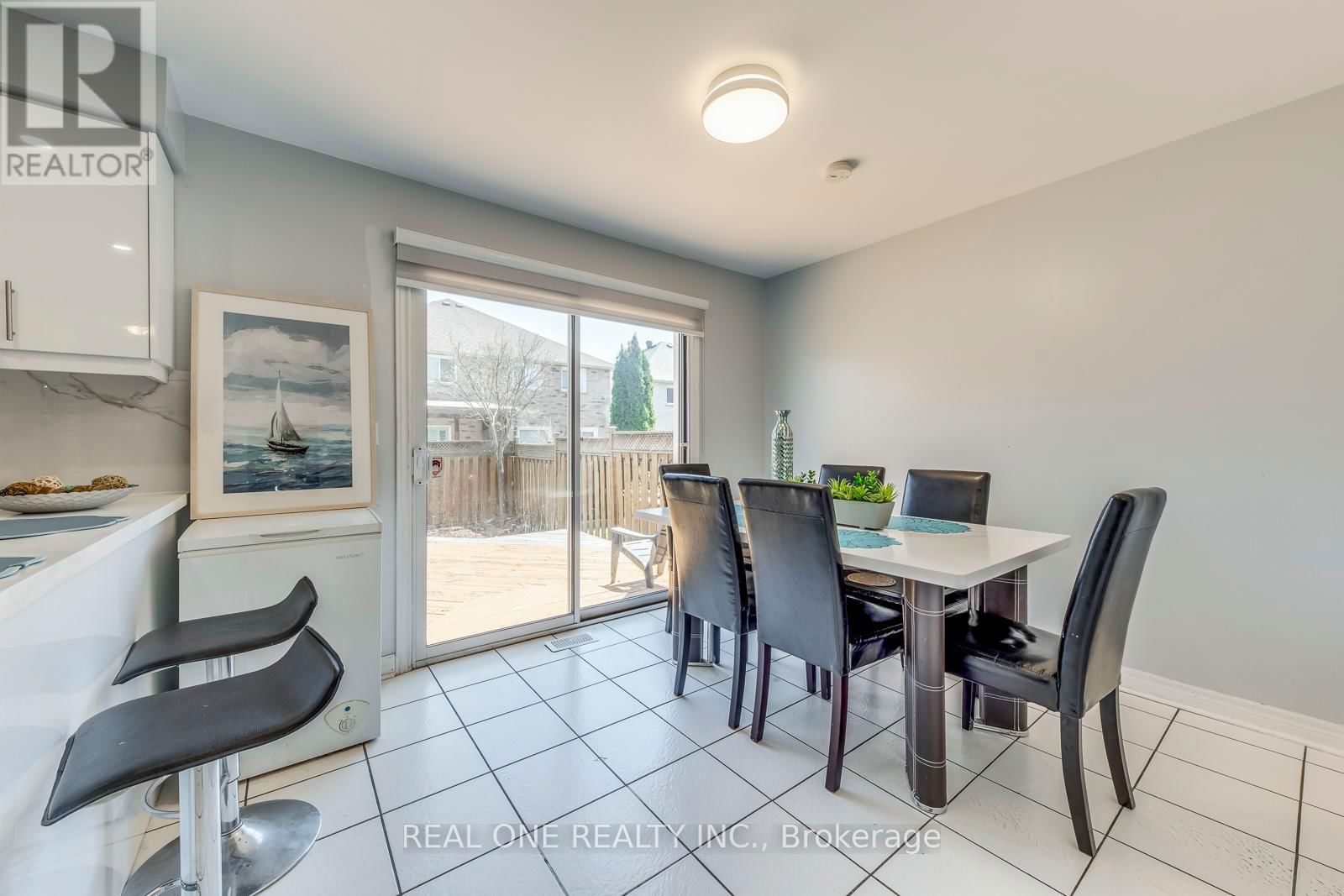 826 WINTERTON WAY Image 20