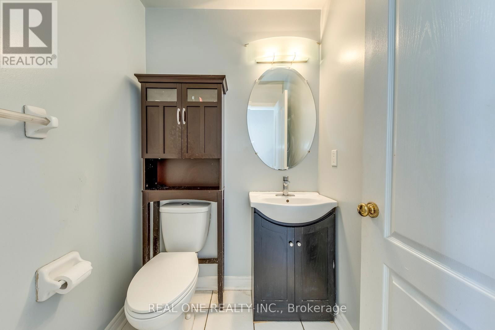 826 WINTERTON WAY Image 21